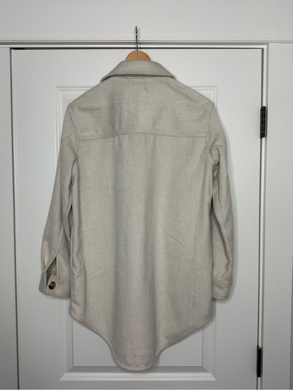 Old Navy Cream Button-Front Utility Shacket - Picture 2 of 4